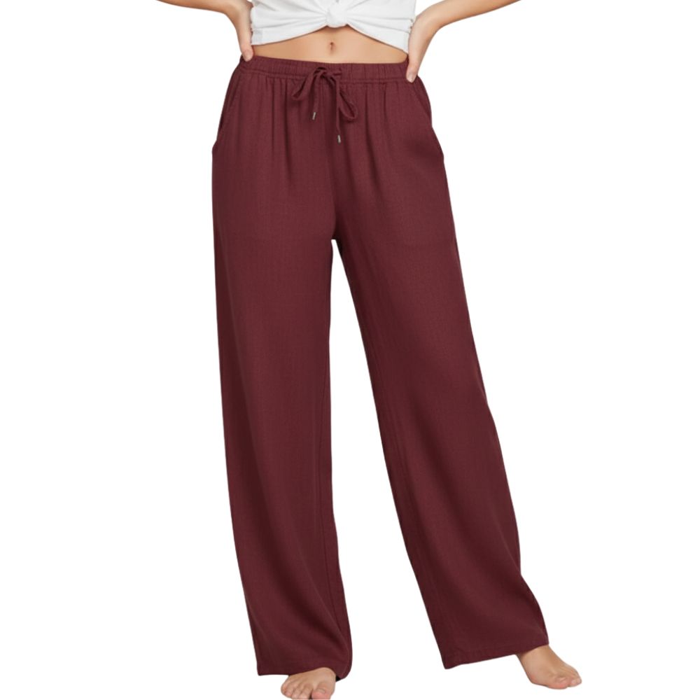 Loose-fitting trousers for women with an elastic waistband