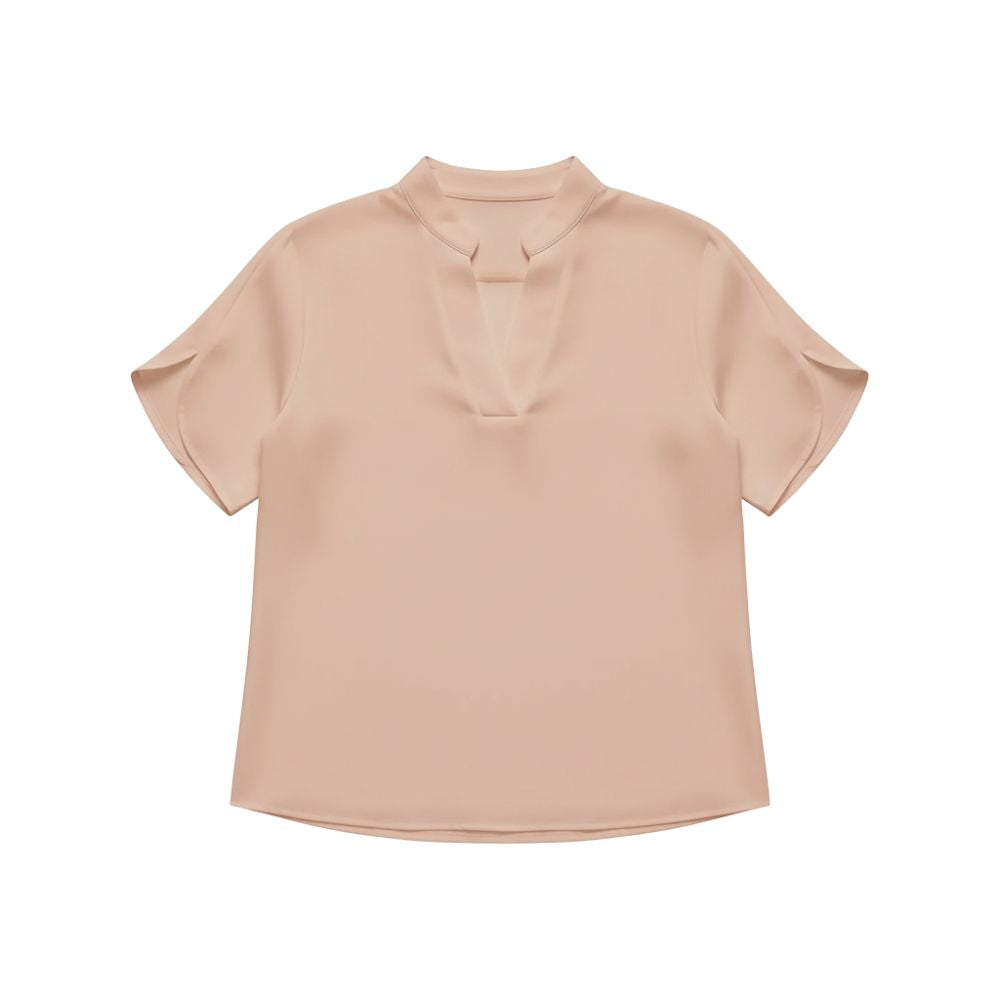 Short-sleeved top with V-neck and loose cut