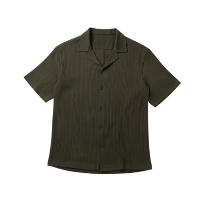 Men's short-sleeved shirt with a lapel collar and a textured surface