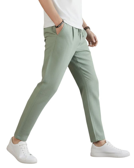 Lightweight men's leisure trousers with elastic waistband and straight cut