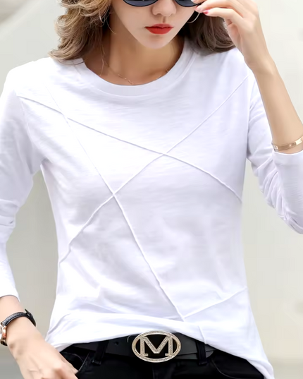 Women's long-sleeved shirt with round neck and decorative seams
