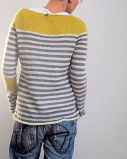 Sweater with striped pattern and color contrast at the neckline